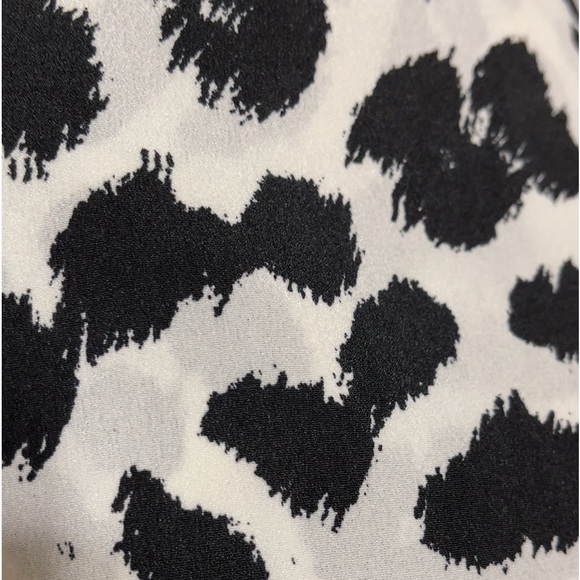 🌺SHEIN CURVE Leopard Hi And Low Top🌺 - Picture 13 of 14